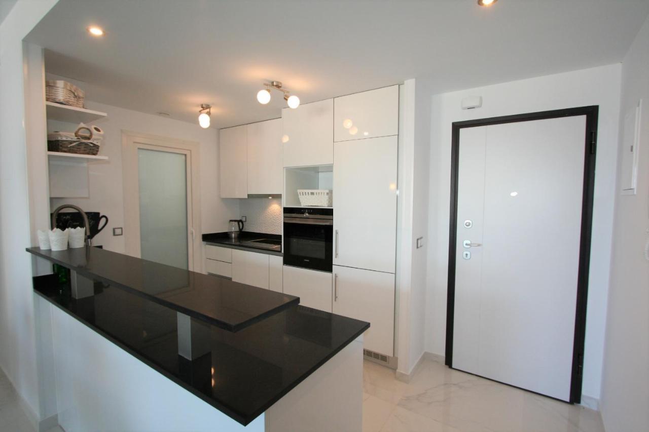 آريناليس ديل سول 021 - Infinity View Arenales - Comfortholidays المظهر الخارجي الصورة