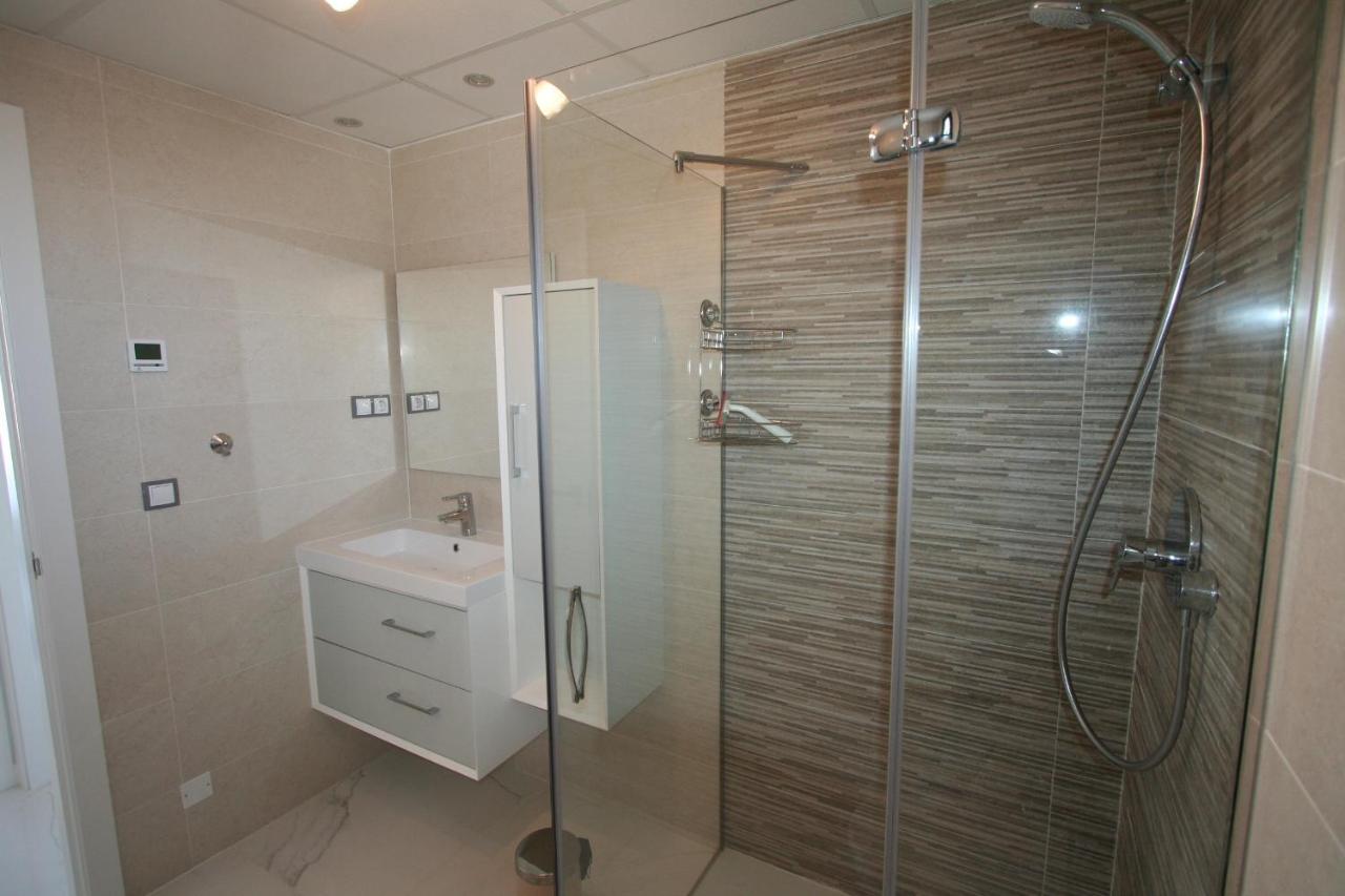 آريناليس ديل سول 021 - Infinity View Arenales - Comfortholidays المظهر الخارجي الصورة